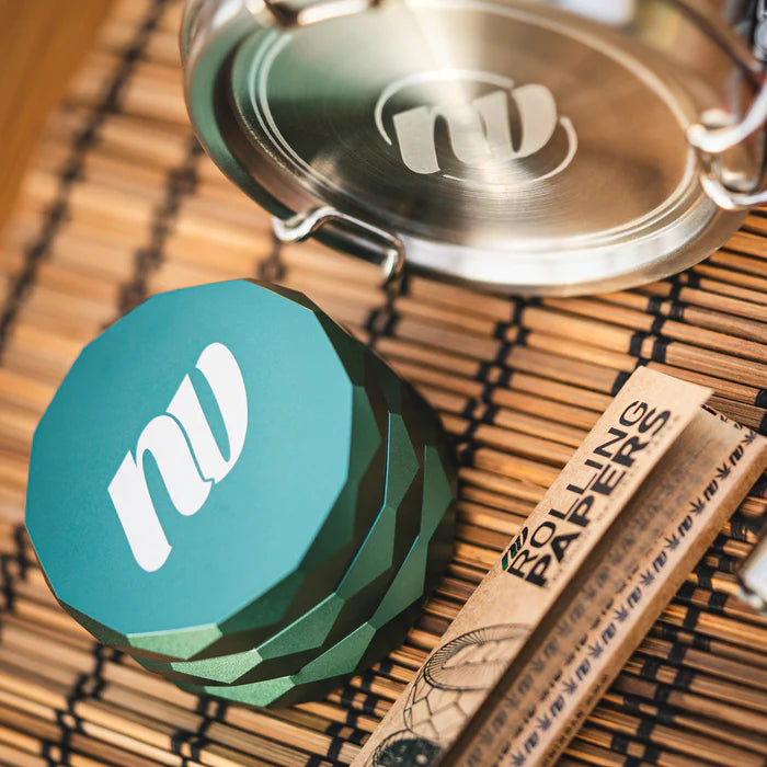 NV Pyramid Grinder - Magnetverschluss